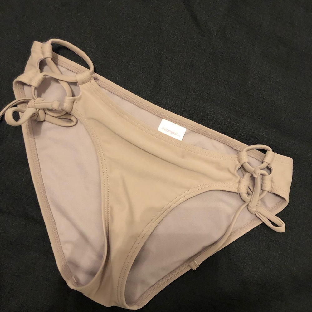 Bikini bottoms